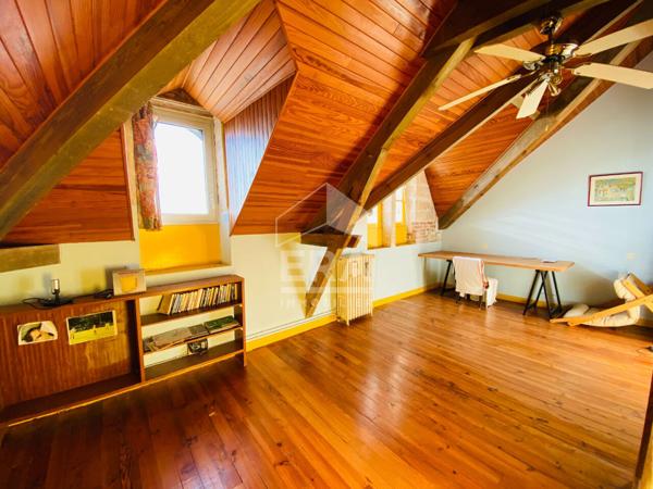 Élégante Maison de Maître à Peyrehorade - Un Écrin de Charme et de Sérénité