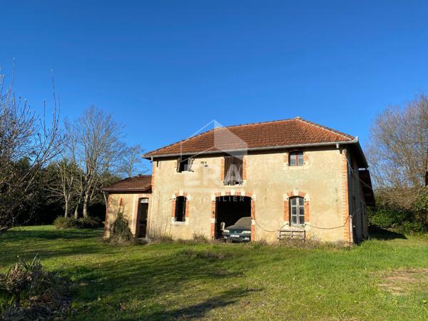 Élégante Maison de Maître à Peyrehorade - Un Écrin de Charme et de Sérénité