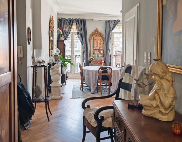 Magnifique Appartement haussmannien 110 m² + Loge indpt 33m²