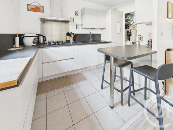 Maison à vendre  5 pièces - 94 m 2   VILLENAVE D ORNON  - 33