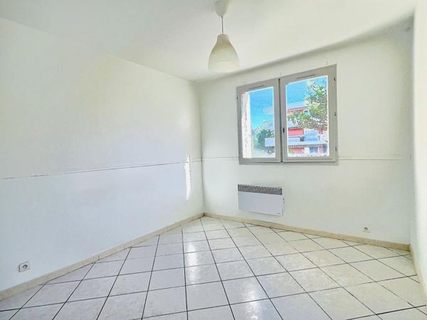 LES 3 LUCS - MARSEILLE 12- APPARTEMENT 3 PIECES - BALCON - PARKING - CAVE