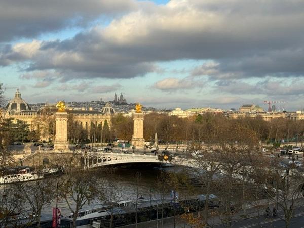 Location Appartement de luxe Paris 7 5 Pièces 165 m²