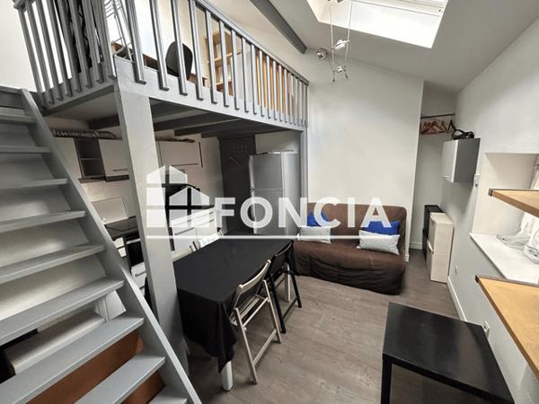 Location Studio meublé 24.9 m² - 109/111 RUE BARTHELEMY DELESPA Lille 59000