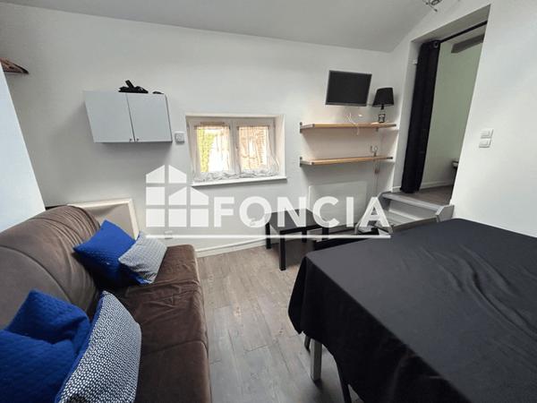 Location Studio meublé 24.9 m² - 109/111 RUE BARTHELEMY DELESPA Lille 59000
