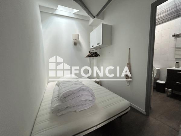 Location Studio meublé 24.9 m² - 109/111 RUE BARTHELEMY DELESPA Lille 59000