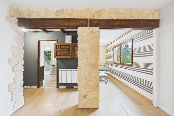 Maison d’architecte avec vue lac à réinventer