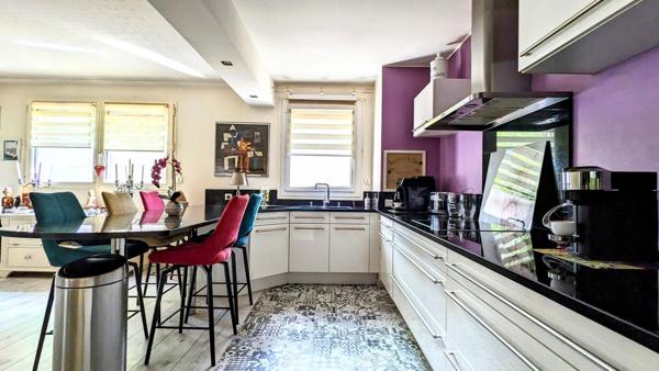 Magnifique appartement F5 avec 45 m2 d'espace extérieur