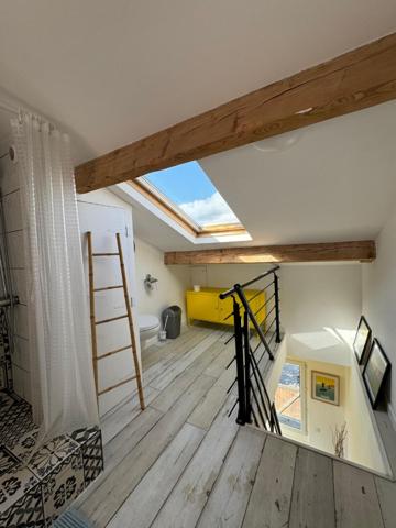 La Seyne sur Mer À vendre : Plateau Immobilier Unique au Coeur des Sablettes !