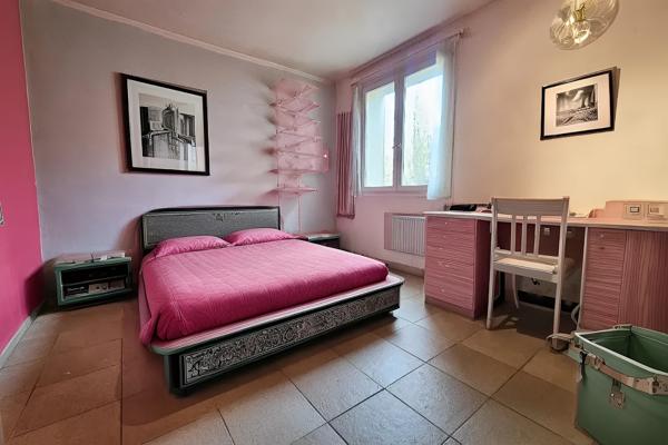 Grande maison au calme à 2 pas du village