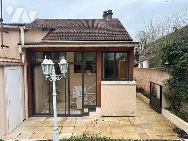 Une maison d'habitation située à LA TOMBE (77)
