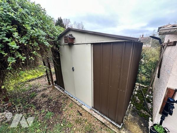 Une maison d'habitation située à LA TOMBE (77)