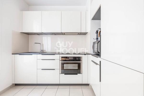 2 PIECES - 49.5m² NOGENT-SUR-MARNE VILLAGE