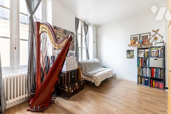 PARIS V -  SAINT VICTOR - STUDIO LOUÉ - 19 M²
Idéalement situé entre les stations de métro Jussieu e