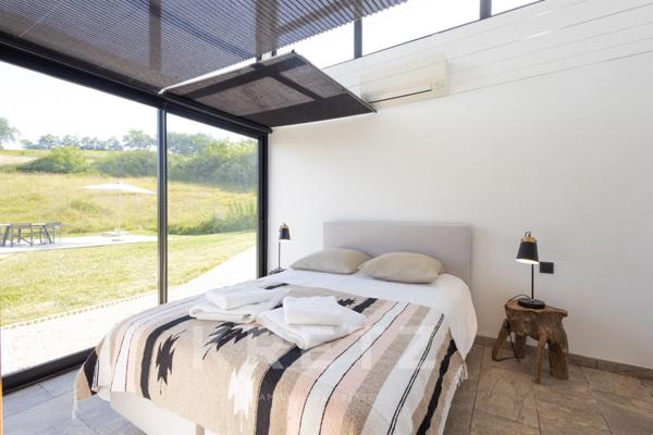 Propriété exceptionnelle 9 pièces et 22 hectares en bord de lac - Gers