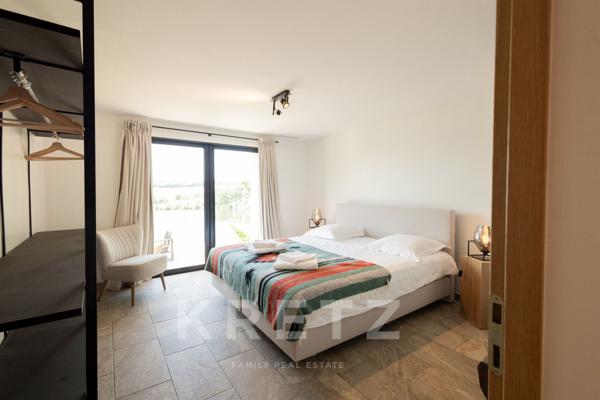 Propriété exceptionnelle 9 pièces et 22 hectares en bord de lac - Gers