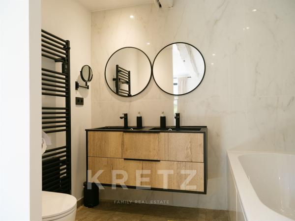 Propriété exceptionnelle 9 pièces et 22 hectares en bord de lac - Gers