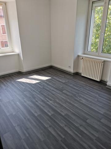 Immeuble de rapport 300M2 proche Suisse