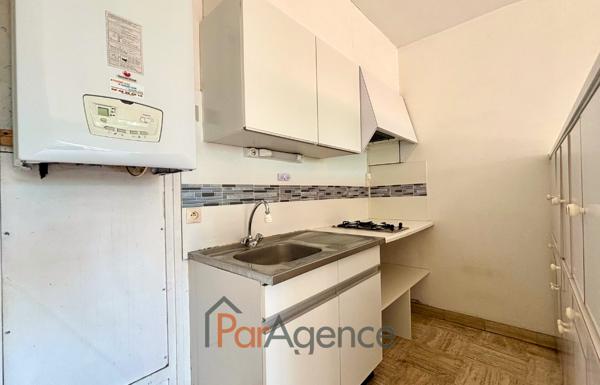 350 M DE LA PLAGE DU PIGEONNIER STUDIO AVEC TERRASSE