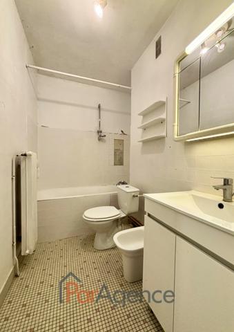 350 M DE LA PLAGE DU PIGEONNIER STUDIO AVEC TERRASSE