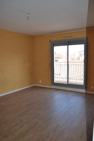 Location : appartement F1 à PERPIGNAN centre ville