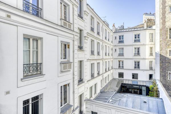 Vente Appartement de luxe Paris 8 4 Pièces 95 m²