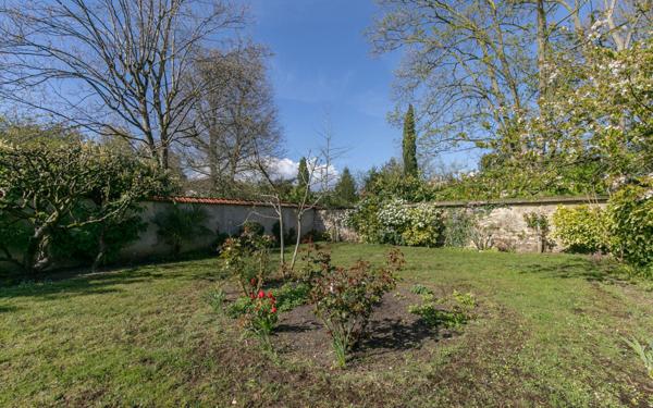 Maison à vendre    7 pièces • 138 m2 Saint-Maur-des-Fossés