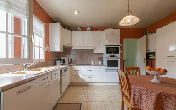Maison à vendre    7 pièces • 138 m2 Saint-Maur-des-Fossés