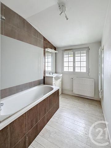 Maison à vendre  5 pièces - 83 m2 RIOM - 63