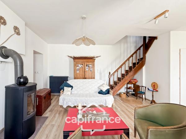 Maison à vendre 3 pièces rénovée avec terrain – Noyal-Pontivy