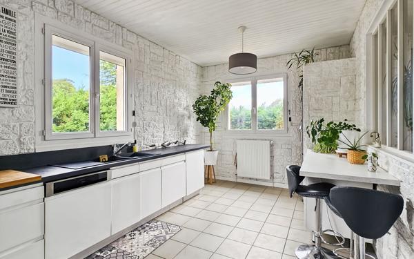 Maison à vendre    4 pièces • 139,23 m2 Escalquens