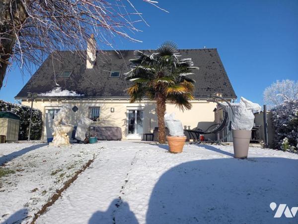 Fondettes - Maison familiale avec piscine sur jardin clos 1605 m2