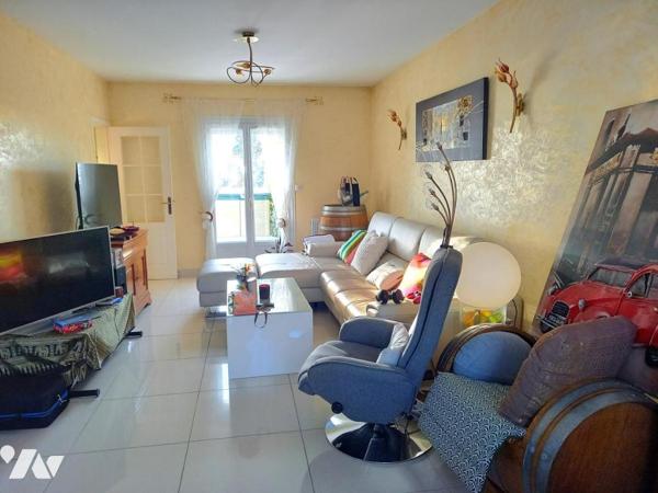 Fondettes - Maison familiale avec piscine sur jardin clos 1605 m2