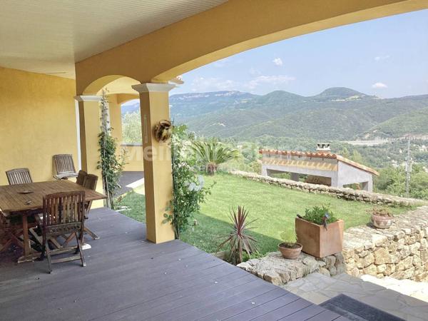 Villa 7 pièces 249m²