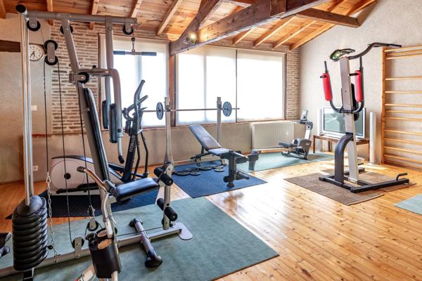 Vente Maison de luxe Villeneuve-sur-Lot 28 Pièces 875 m²