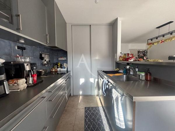 Appartement Istres 3 pièce(s) 61.10 m2 avec Garage et grande terrasse plein sud