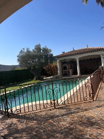 Maison de 5 pièces 120 m² au MUY