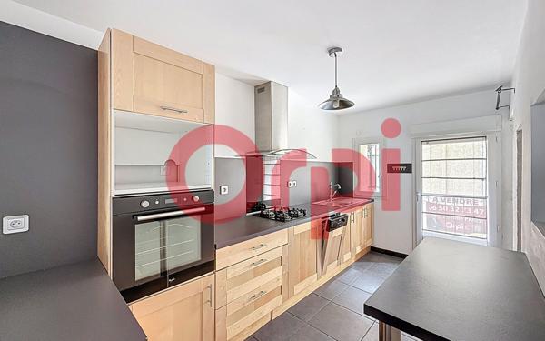 Appartement à louer    3 pièces • 90,45 m2 Rivesaltes