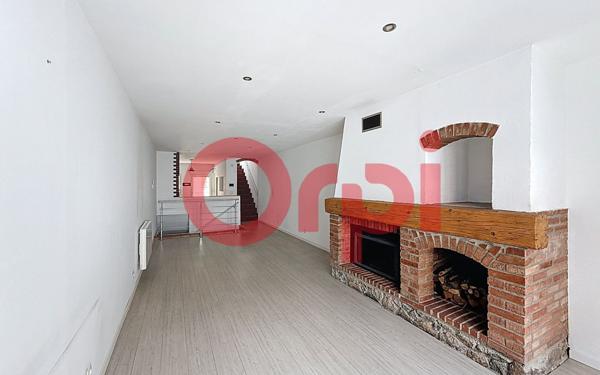 Appartement à louer    3 pièces • 90,45 m2 Rivesaltes