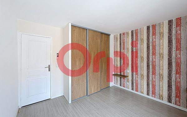 Appartement à louer    3 pièces • 90,45 m2 Rivesaltes