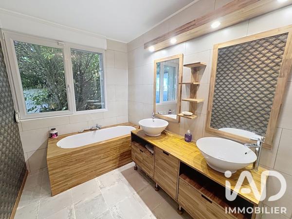 Maison à vendre 7 pièces 145 m² Reims