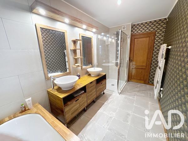 Maison à vendre 7 pièces 145 m² Reims
