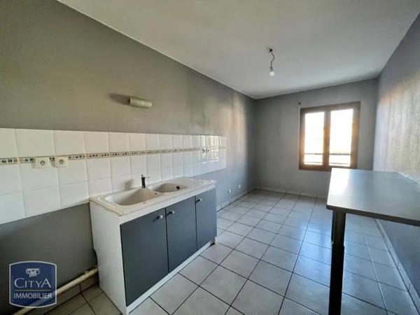 Appartement à louer 4 pièces 86.09m² Taluyers (69440)