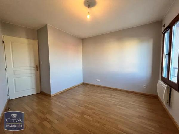 Appartement à louer 4 pièces 86.09m² Taluyers (69440)