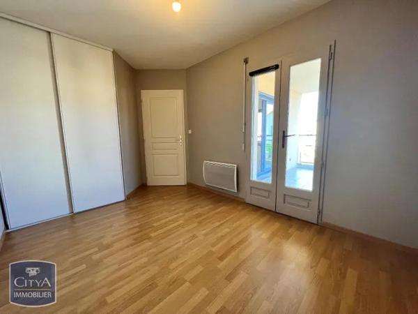 Appartement à louer 4 pièces 86.09m² Taluyers (69440)