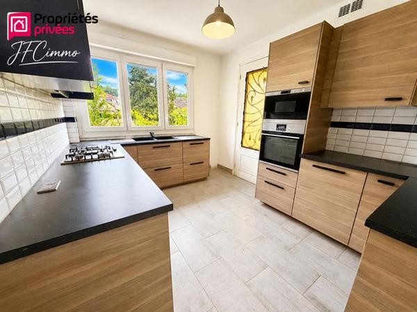 Maison Soissons 240 m2 terrain de 1600m2