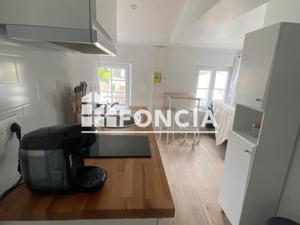 Location Studio meublé 20.04 m² - Niort 79000
