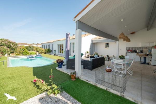 Maison à vendre |  Saint-Georges-d'Oléron |  6 pièces | 154 m²