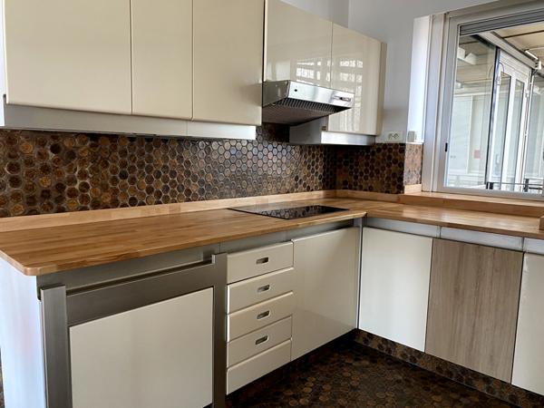 NANCY HYPER CENTRE - A LOUER APPARTEMENT 96 M2 - PARKING - CAVE