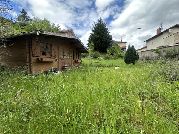 TERRAIN CONSTRUCTIBLE - 630 m²