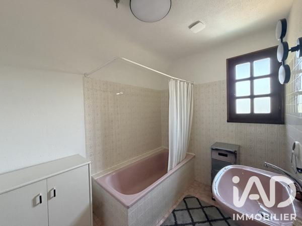 Maison à vendre 8 pièces 175 m² Camburat